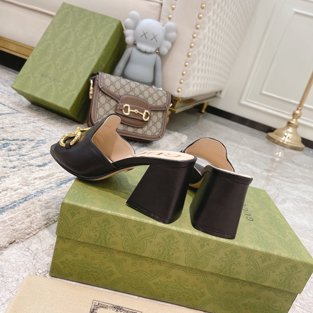 GUCCI グッチ ホースビット スライドサンダル ブラック 型番:655412 BKO00 1000 - 画像 (9)