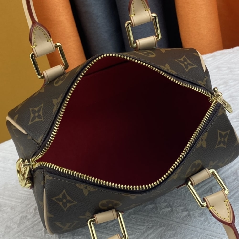 Louis Vuitton Speedy Bandoulière 20 Bag Black 20Cm M46234 - 画像 (5)
