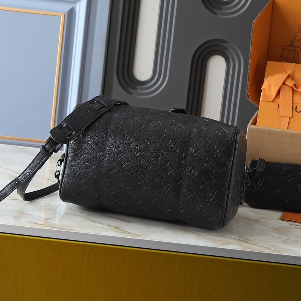 Louis Vuitton Speedy P9 Bandoulière Ultra Black 26cm - 画像 (3)
