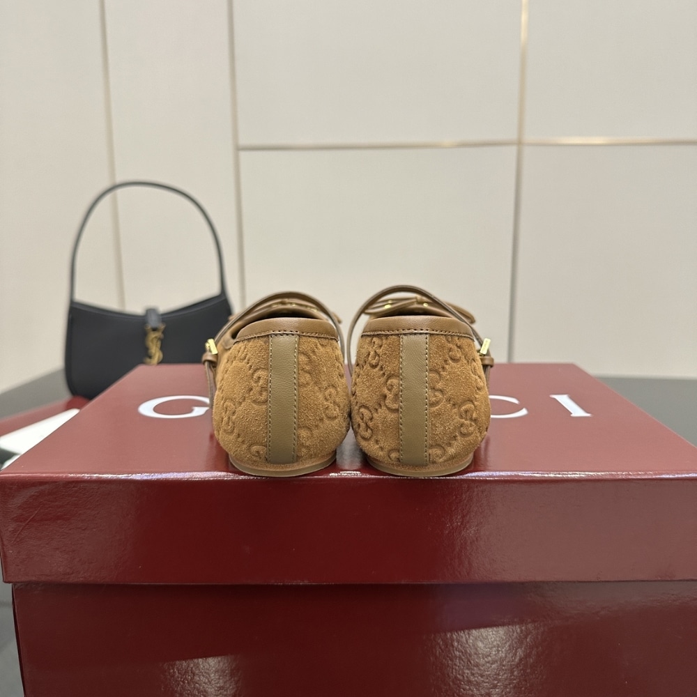 GUCCI グッチ レディース ホースビット バレエフラット ブラウン 814413 AAENN 2808 - 画像 (3)