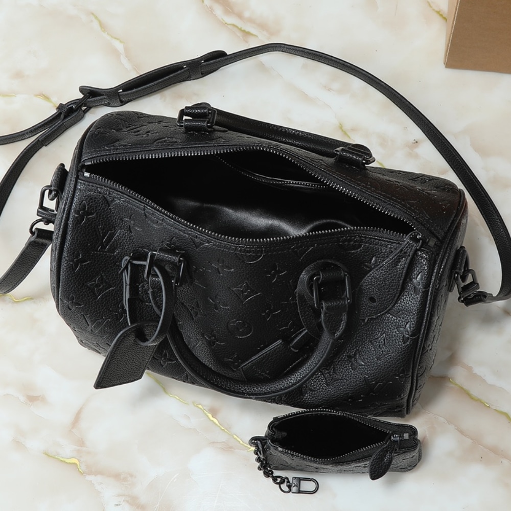 Louis Vuitton Speedy P9 Bandoulière Ultra Black 26cm - 画像 (6)