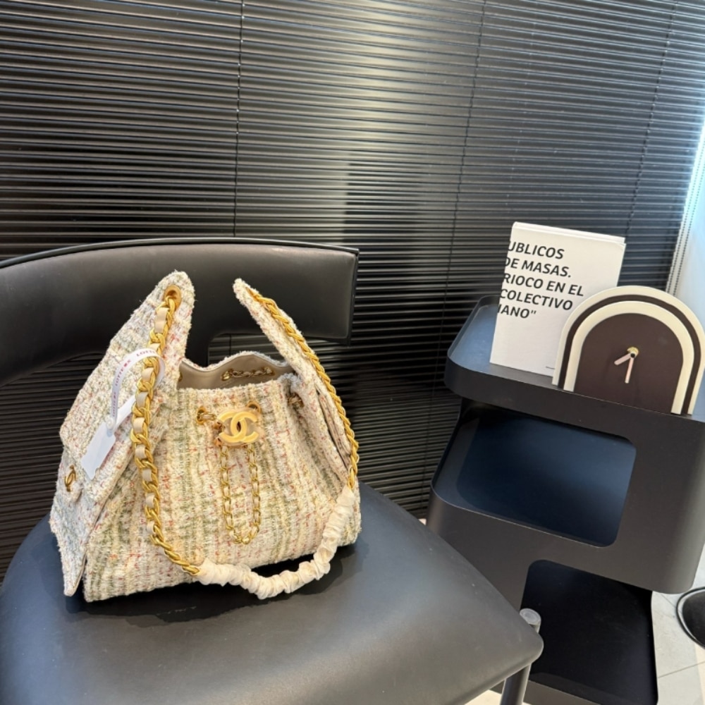 Chanel 25 Small Handbag Tweed And Gold Tone Metal Khaki 26cm AS5293 B21178 NR774 - 画像 (2)