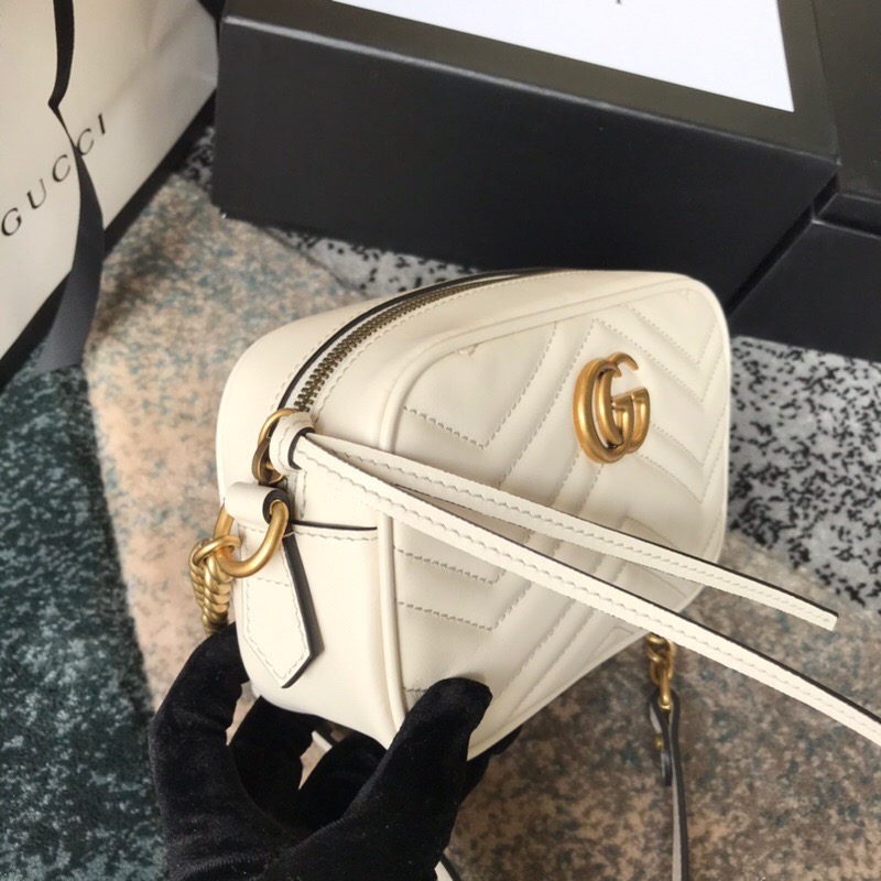 Gucci GG Marmont Small Matelassé Camera Bag White 24cm 447632 DTD1T 9022 - 画像 (3)