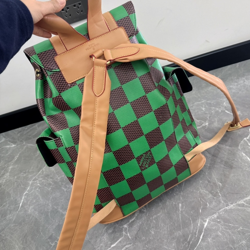 Louis Vuitton Runway Christopher MM Backpack Green 44Cm N40564 - 画像 (6)
