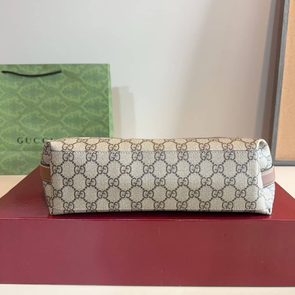 Gucci GG Emblem Medium Bucket Bag Beige And Dark Brown Fabric 29Cm 815103 FAD6L 9758 - 画像 (3)