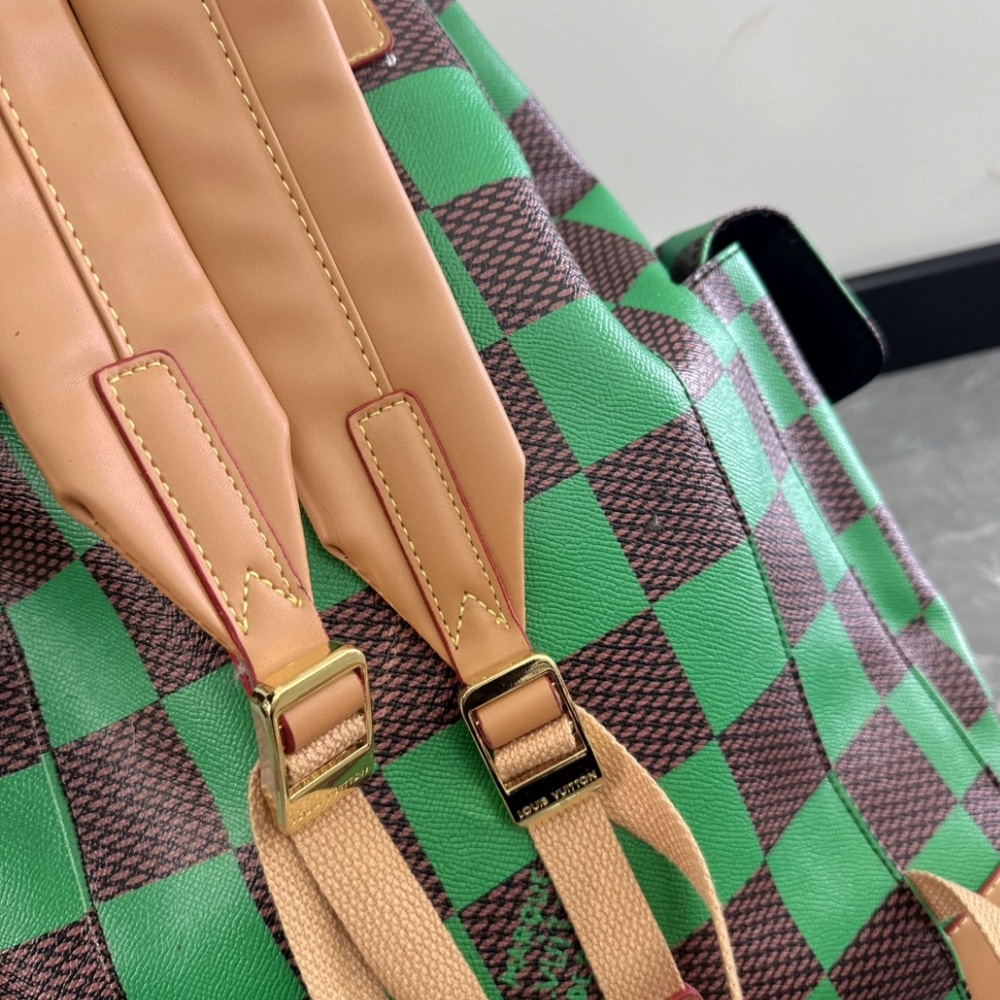 Louis Vuitton Runway Christopher MM Backpack Green 44Cm N40564 - 画像 (9)