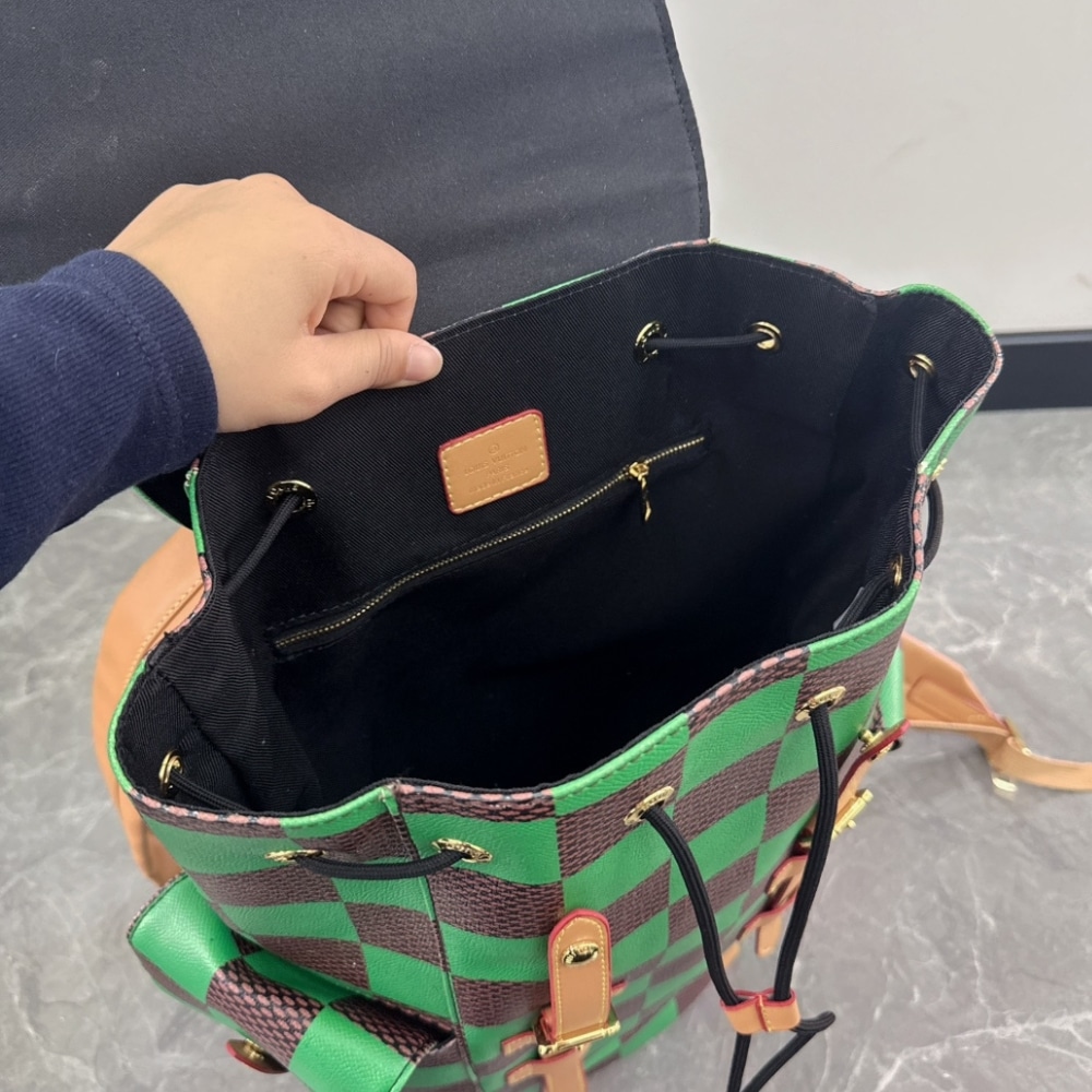 Louis Vuitton Runway Christopher MM Backpack Green 44Cm N40564 - 画像 (10)