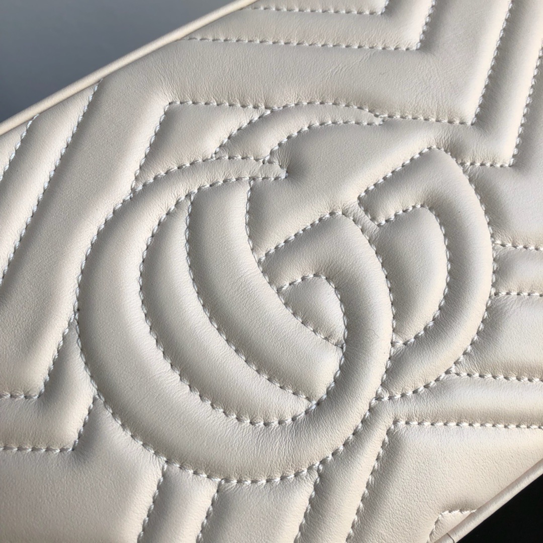 Gucci GG Marmont Small Matelassé Camera Bag White 24cm 447632 DTD1T 9022 - 画像 (5)