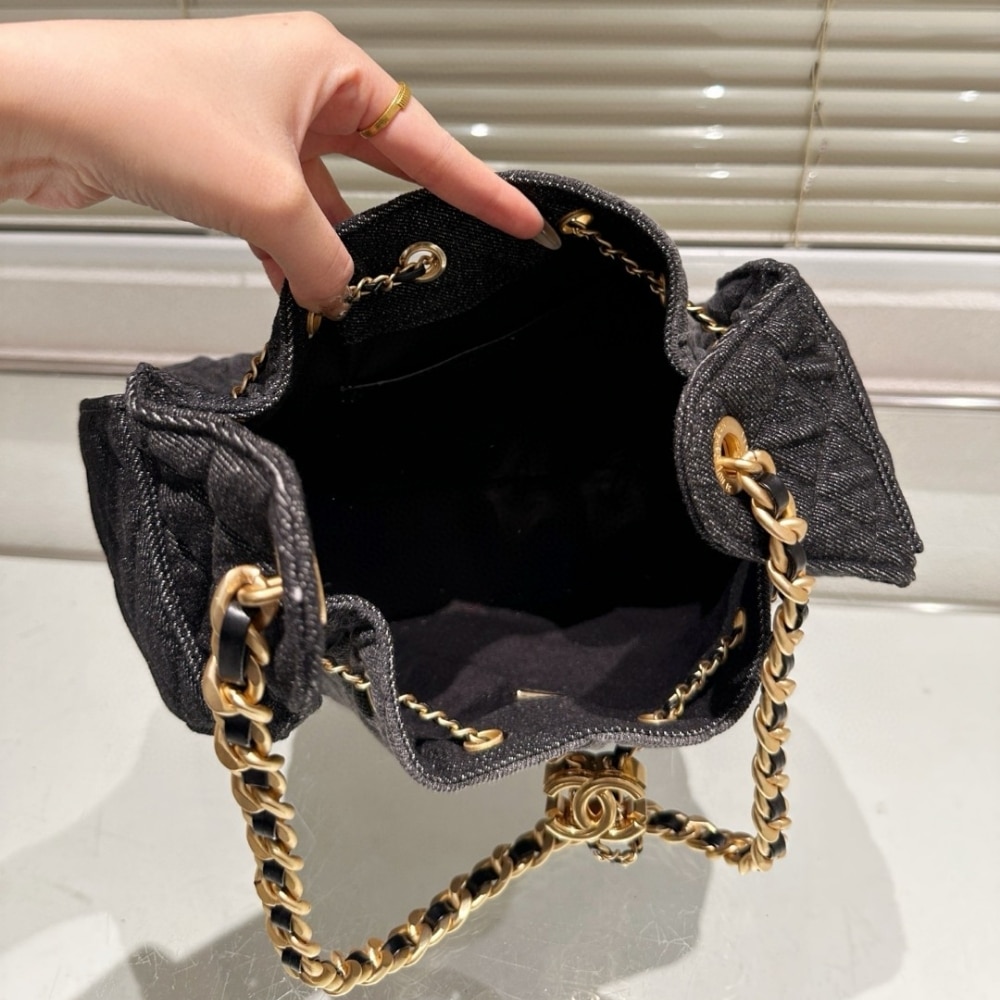 Chanel 25 Small Handbag Washed Denim Black 26cm AS5293 B20520 U0725 - 画像 (5)