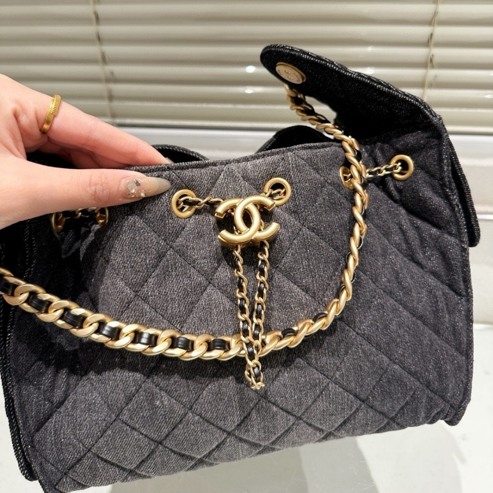 Chanel 25 Small Handbag Washed Denim Black 26cm AS5293 B20520 U0725 - 画像 (9)