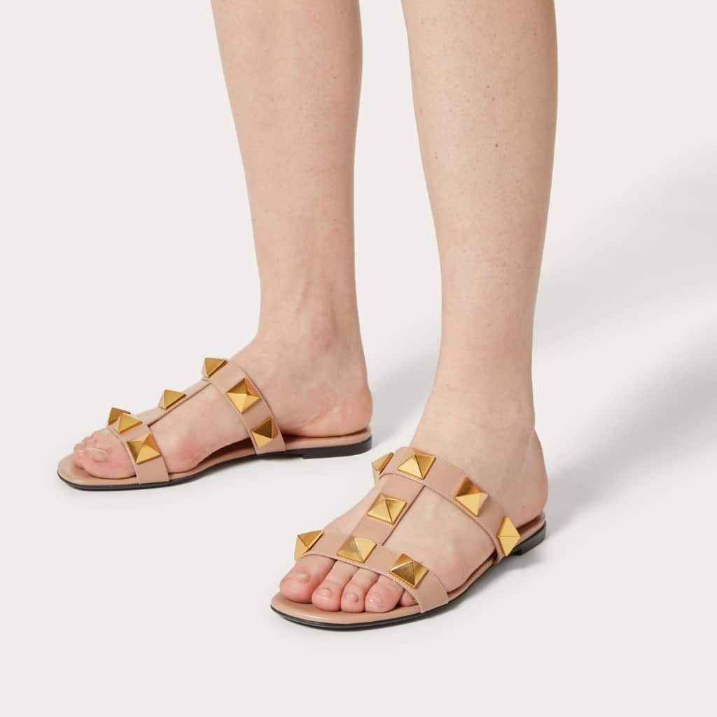 Valentino Flat Roman Stud Slide Sandal Beige 5W2S0BU9ZWM GF9 - 画像 (5)