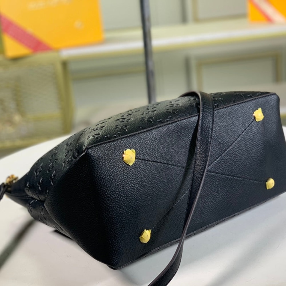 Louis Vuitton Maida Hobo Bag Monogram Empreinte Leather Black 32cm M45522 - 画像 (4)