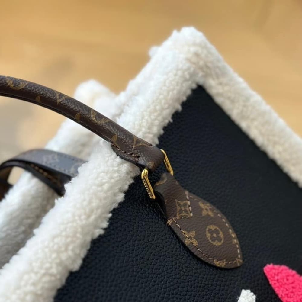 Louis Vuitton Onthego GM Teddy Bag Black 41cm M56958 - 画像 (5)