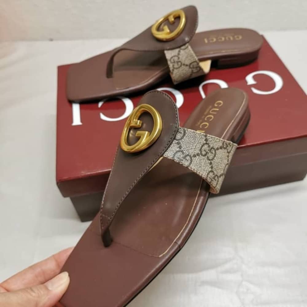 GUCCI グッチ ブロンディ GGキャンバス トングサンダル ブラウン 型番:752659 9I650 9769 - 画像 (4)