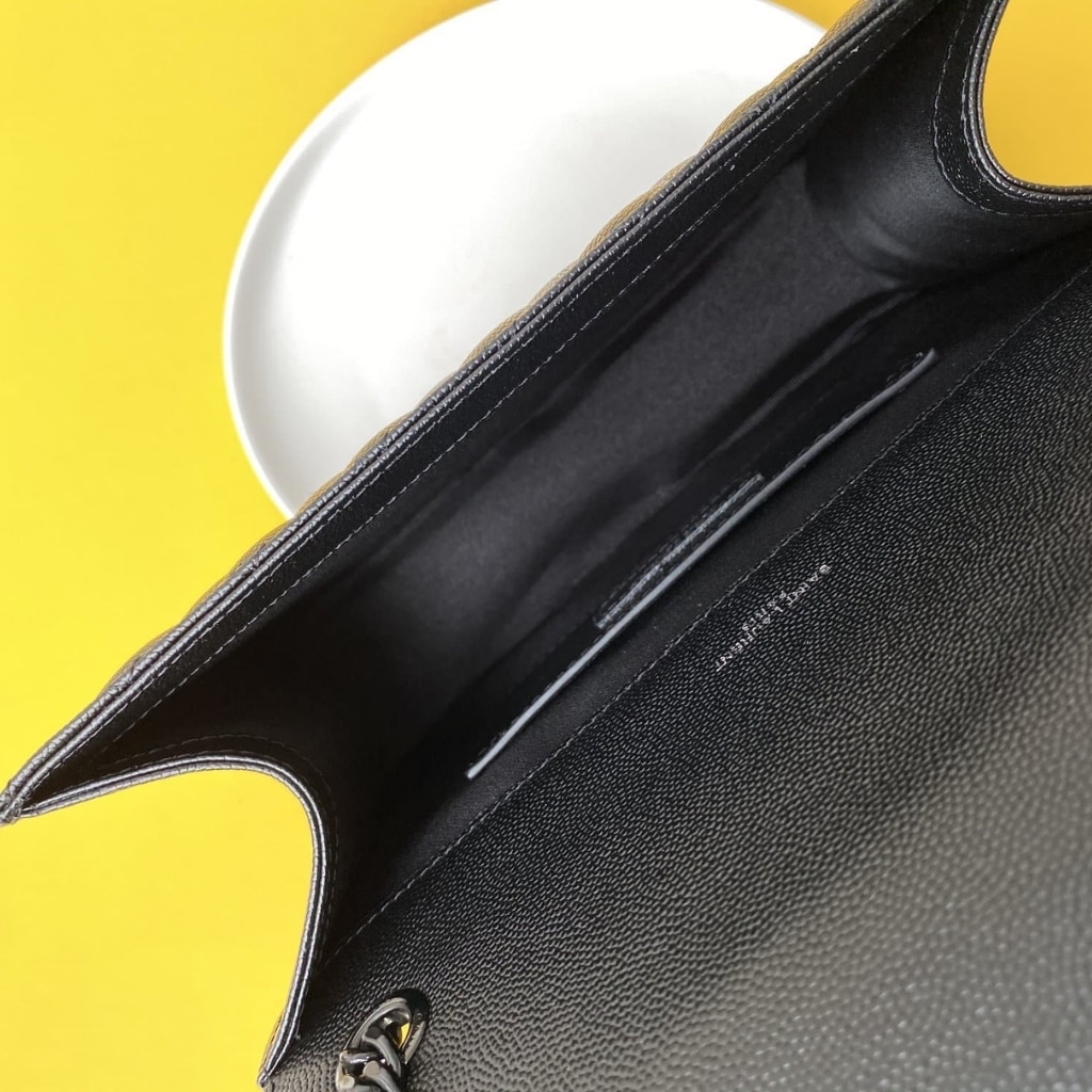 Saint Laurent Envelope Medium In Quilted Grain De Poudre Embossed Leather Black Noir 24cm 600185BOW981000 - 画像 (10)