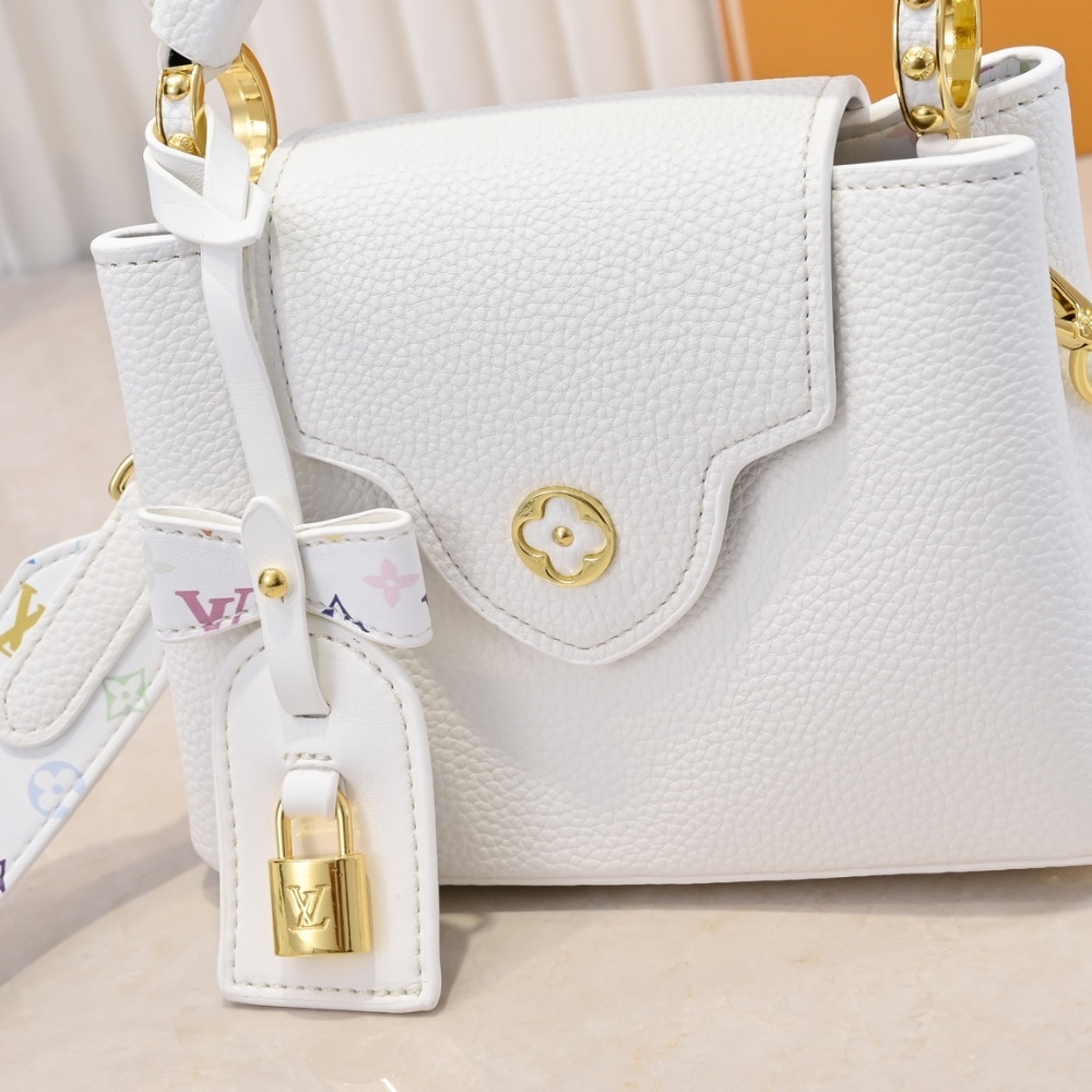 Louis Vuitton X Takashi Murakami Capucines Mini White 21Cm M13253 - 画像 (6)