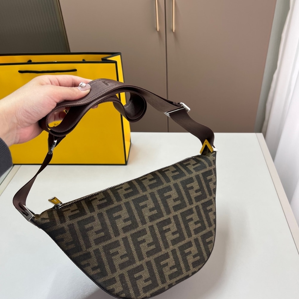 Fendi FF Jacquard Melon Small Brown 24Cm 7VA635ASIQF19KW - 画像 (2)