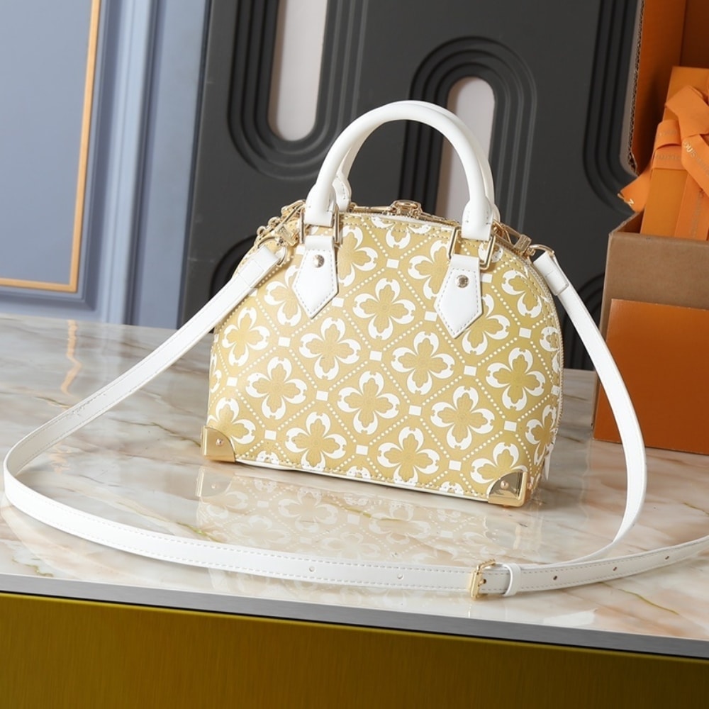 Louis Vuitton Alma Trunk BB White Gold Handle Bag 22cm M28032 - 画像 (3)