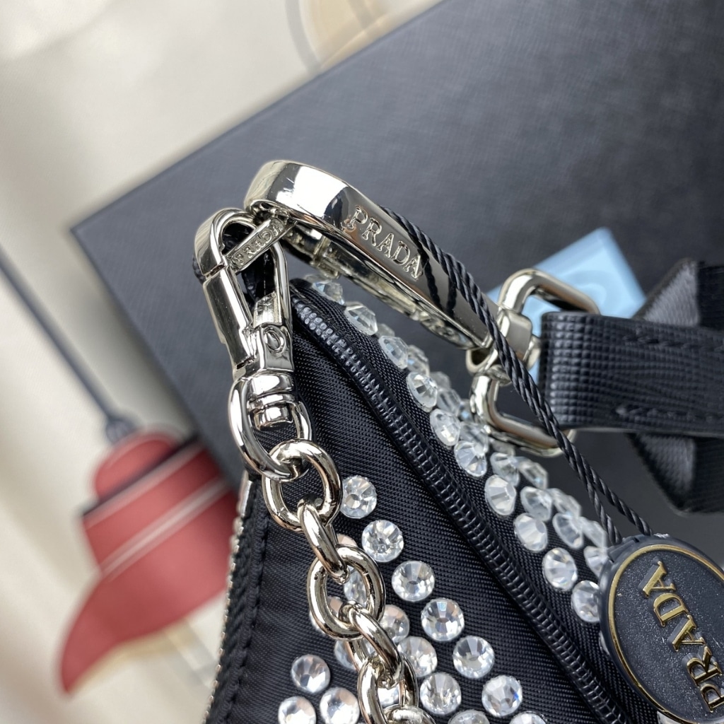 Prada Re Edition 2005 Satin Bag With Crystals 23Cm 1BH204 2AWL F0T7O V V9L - 画像 (5)