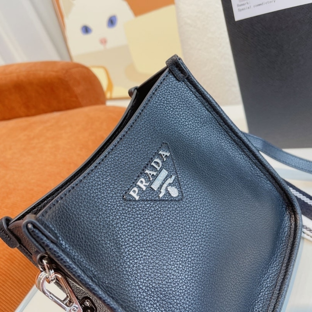 Prada Mini Leather Shoulder Bag Black 20Cm 1BH191 2DKV F0002 V 3OO - 画像 (7)