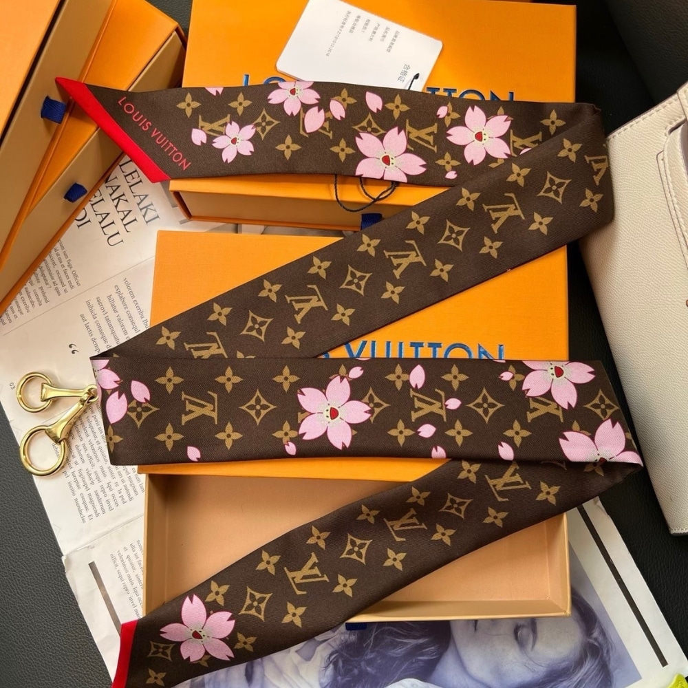 Louis Vuitton X Takashi Murakami Monogram Cherry Blossom Bandeau Bb In Tan 120cm M96084 - 画像 (2)
