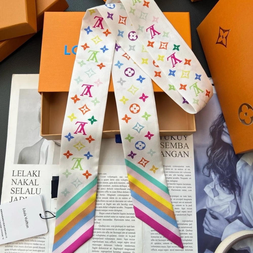 Louis Vuitton X Takashi Murakami Monogram Multicolor Bb Bandeau In White 120cm M94963 - 画像 (3)