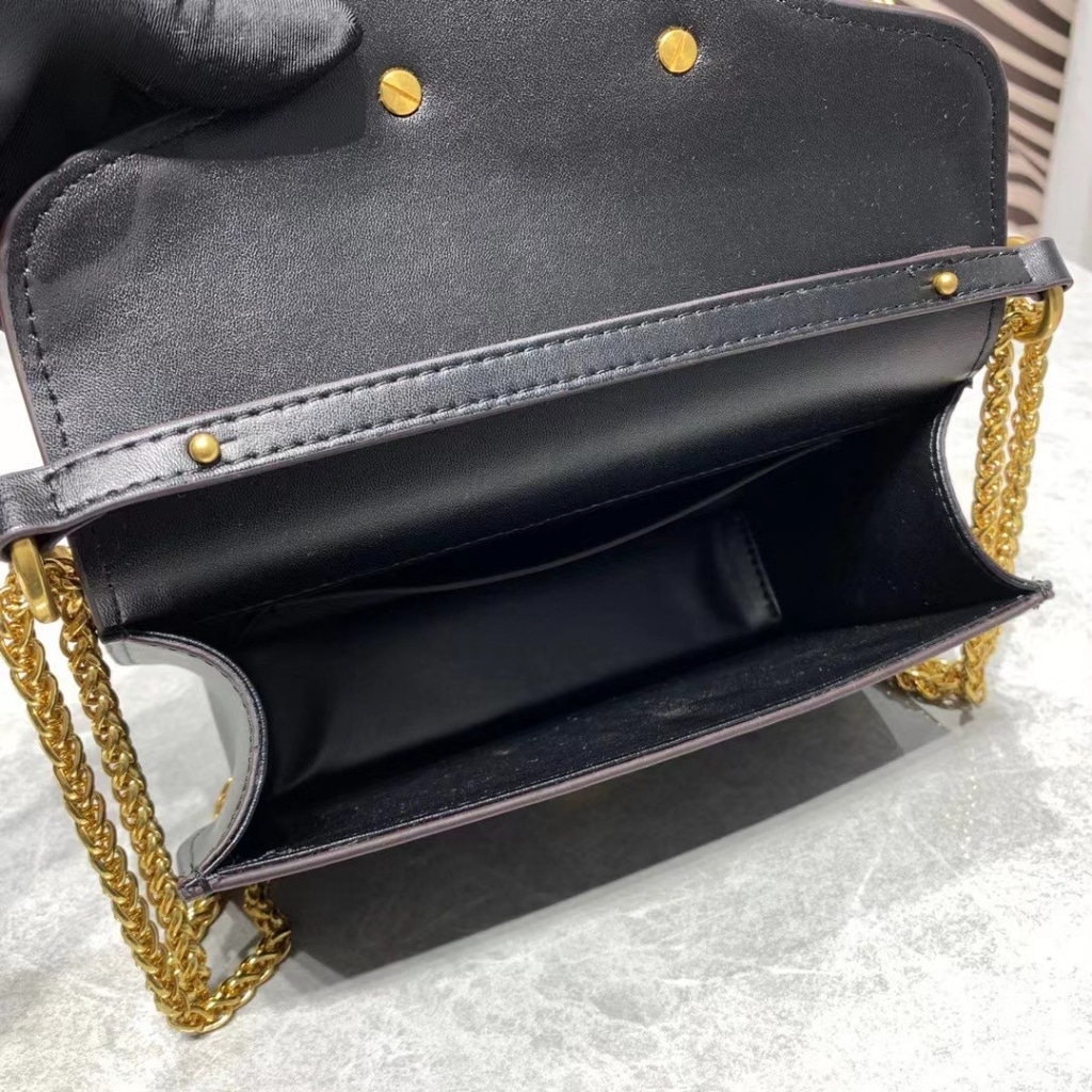 ヴァレンティノ ガラヴァーニ ロコ スモール ショルダーバッグ ブラック 20cm 7W2B0K53ZXL 0NO - 画像 (4)
