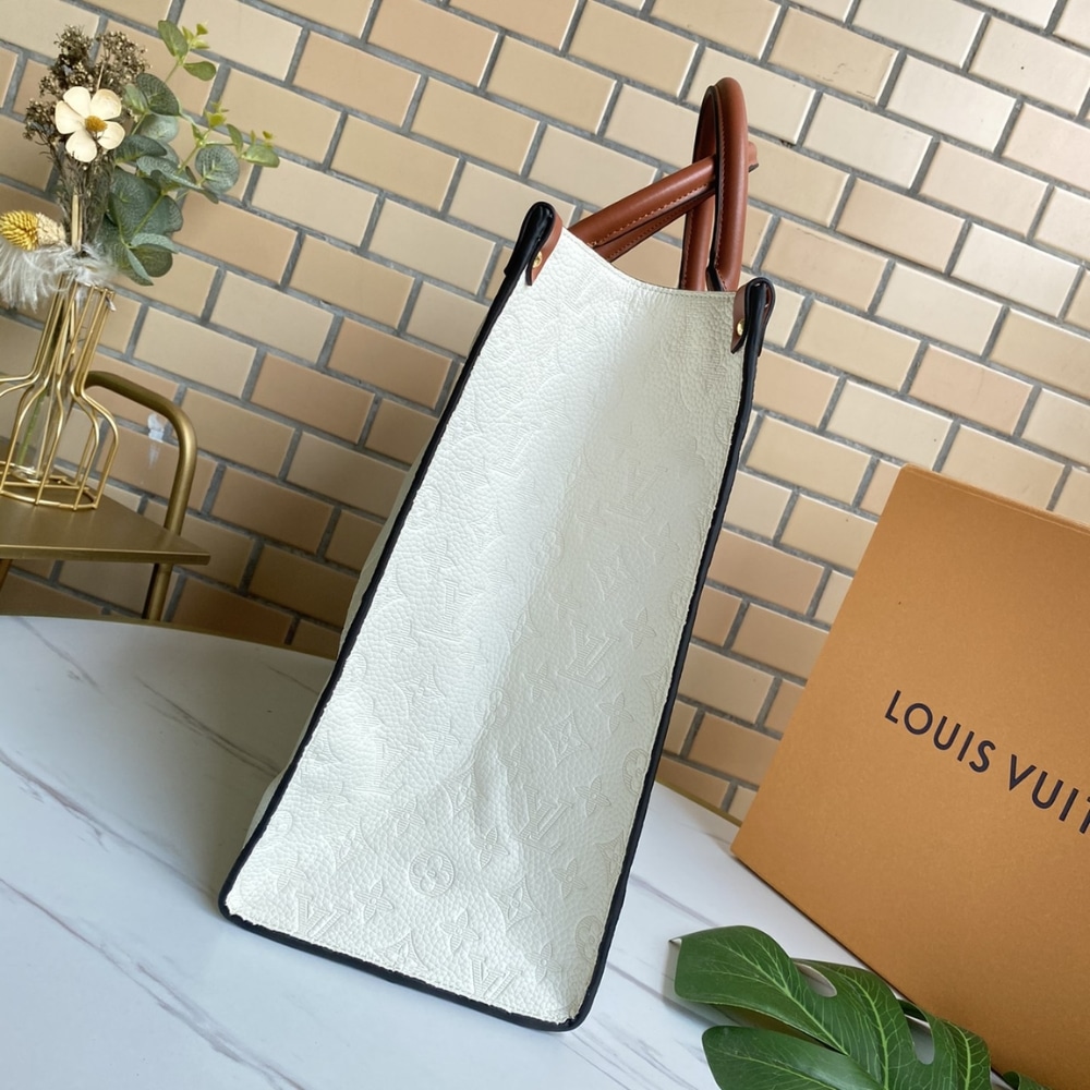 Louis Vuitton Onthego GM White Bag 41Cm M44558 - 画像 (3)
