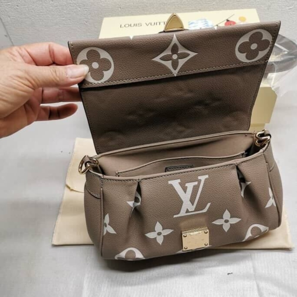 Louis Vuitton Favorite Bicolor Monogram Beige 24Cm M45836 - 画像 (5)