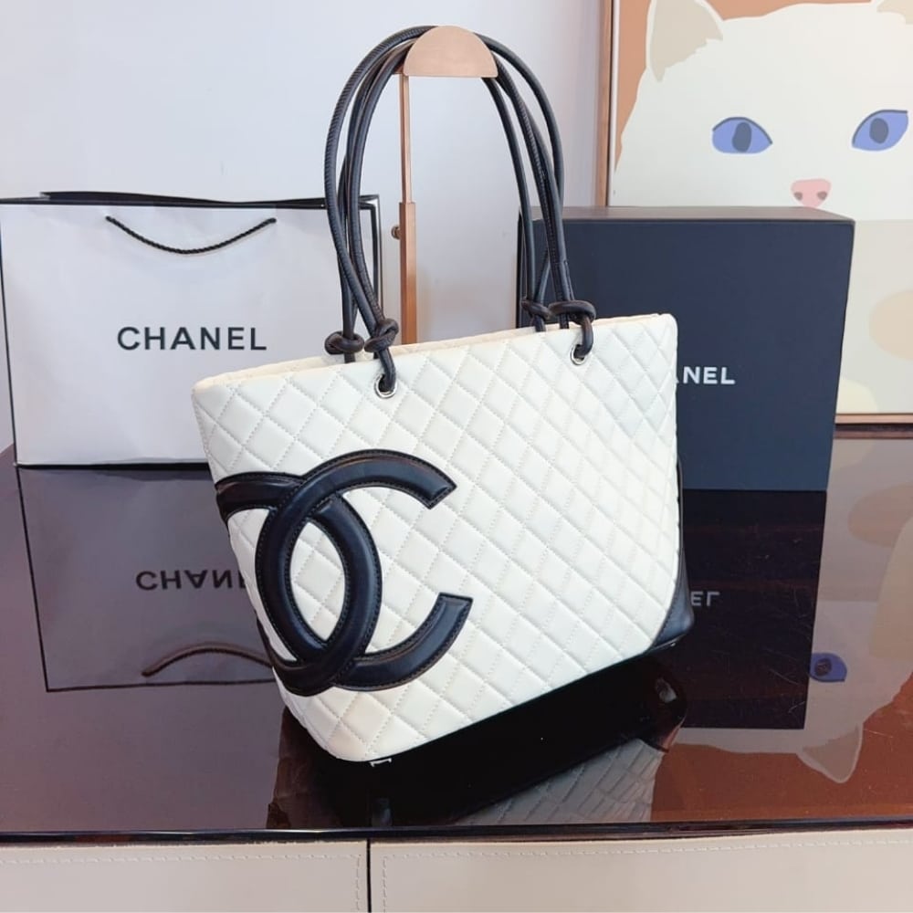Chanel Cambon Line Large Tote Bag In White And Black 41Cm - 画像 (3)