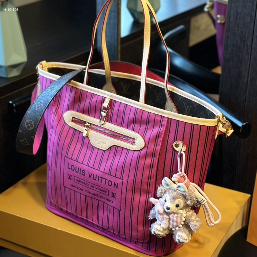 Louis Vuitton Neverfull Bandoulière Inside Out Monogram Rose Pondichery 33Cm M12257 - 画像 (3)