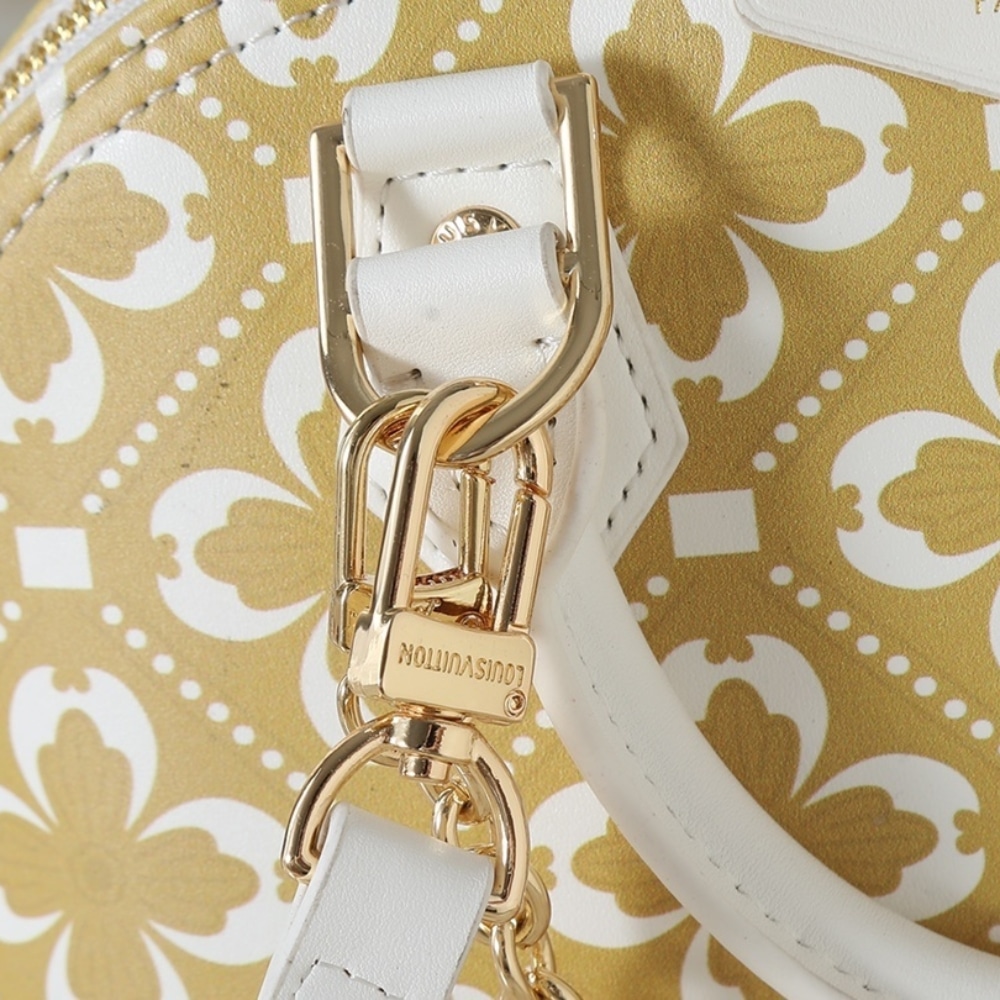 Louis Vuitton Alma Trunk BB White Gold Handle Bag 22cm M28032 - 画像 (6)