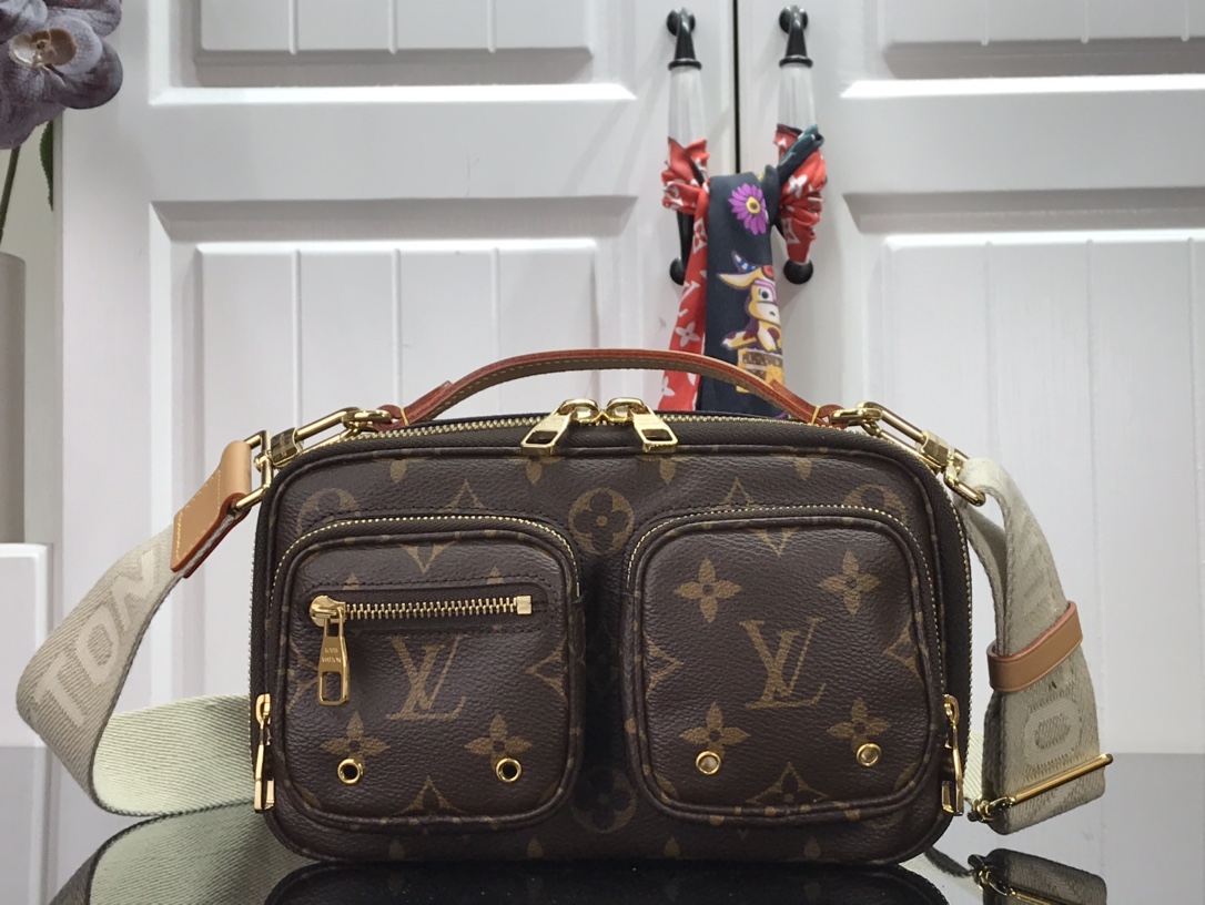 Louis Vuitton Utility Crossbody Bag Monogram Canvas Brown 18cm M80446 - 画像 (2)