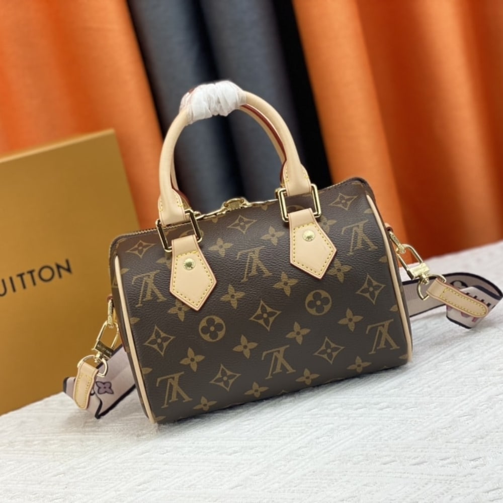Louis Vuitton Speedy Bandoulière 20 Bag Black 20Cm M46234 - 画像 (4)