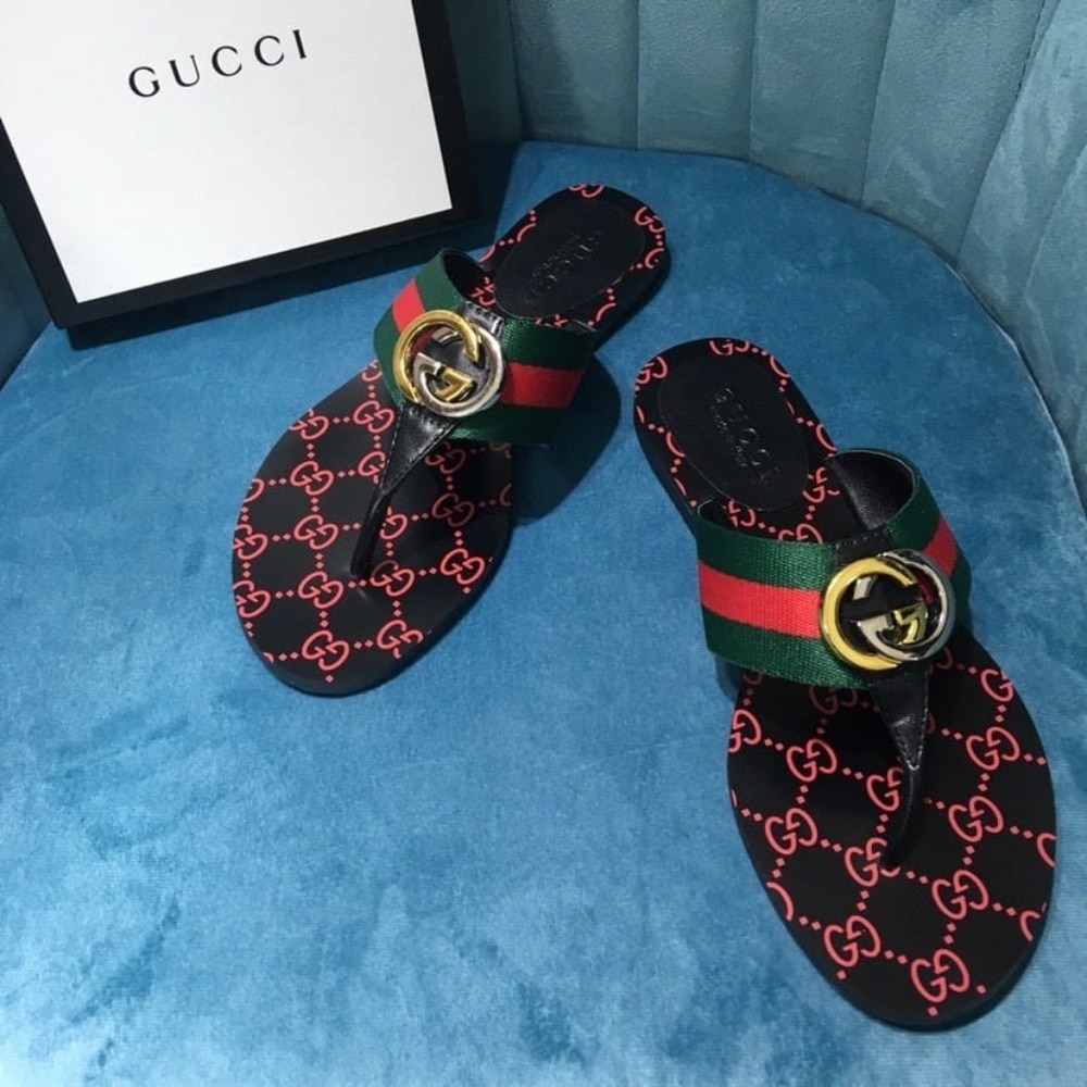 GUCCI グッチ GG ウェブ トングサンダル ブラック 型番:612138 H9020 8476 - 画像 (3)