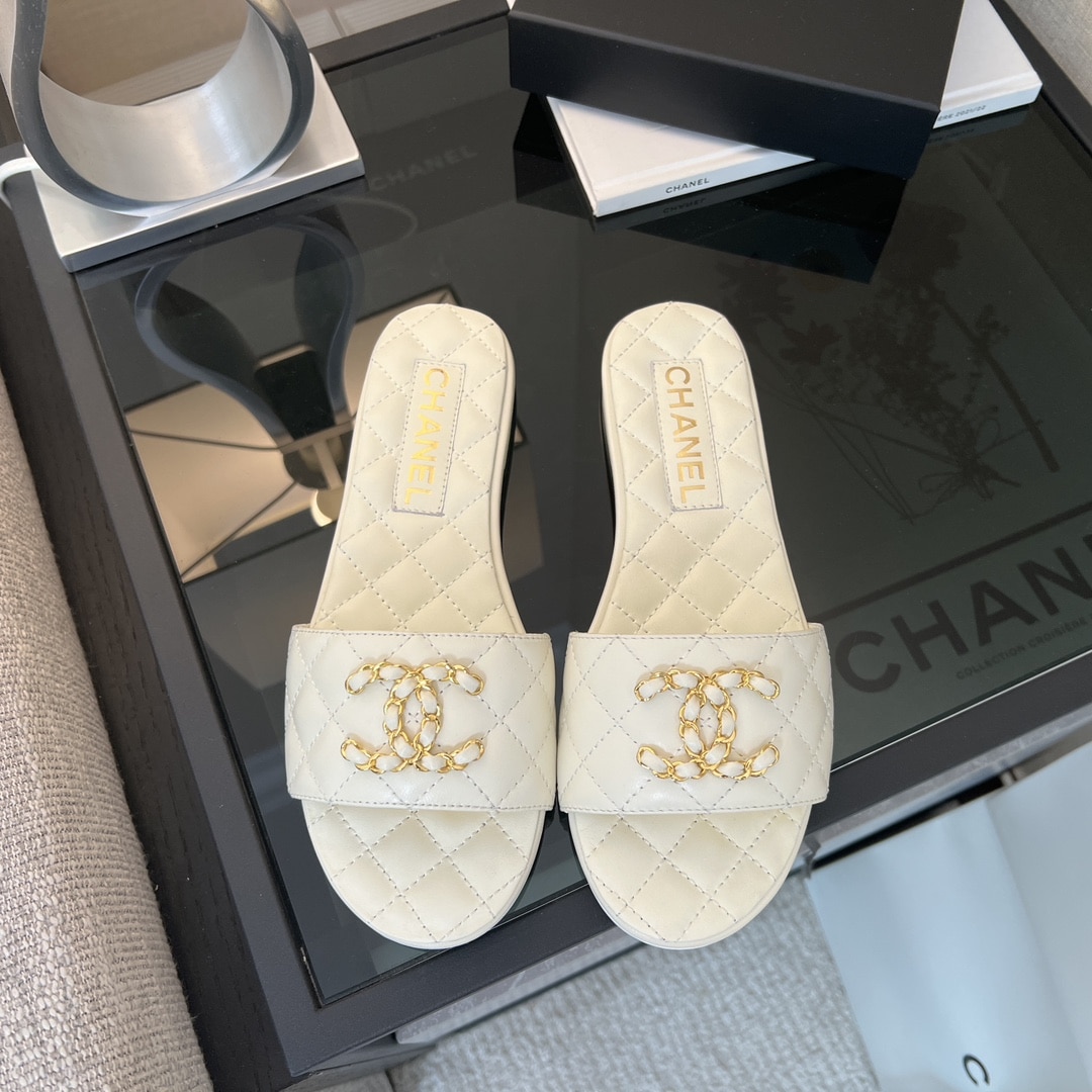 Chanel 23P Chain CC Slide Mules Quilted Leather White - 画像 (7)