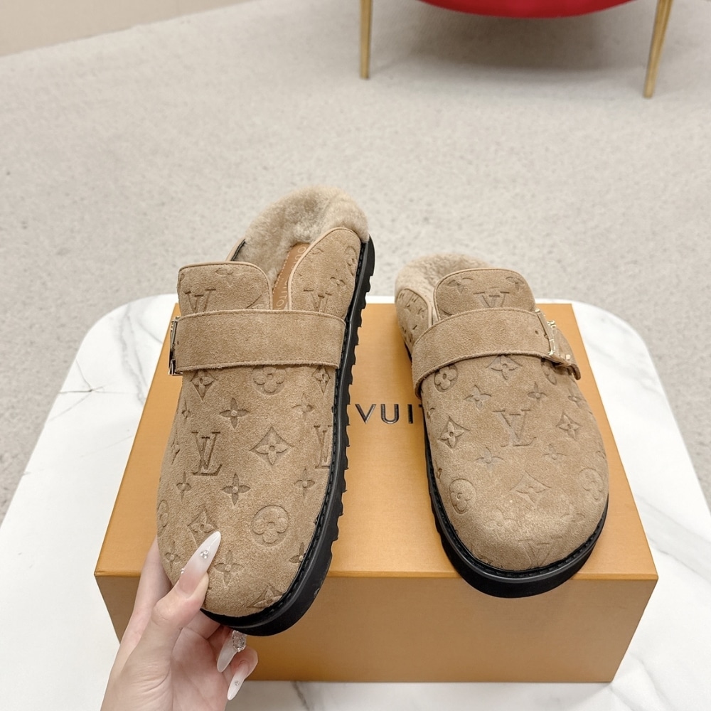 ルイ・ヴィトン「LV コージー」コンフォートクロッグ ベージュ 1AITUA - 画像 (3)