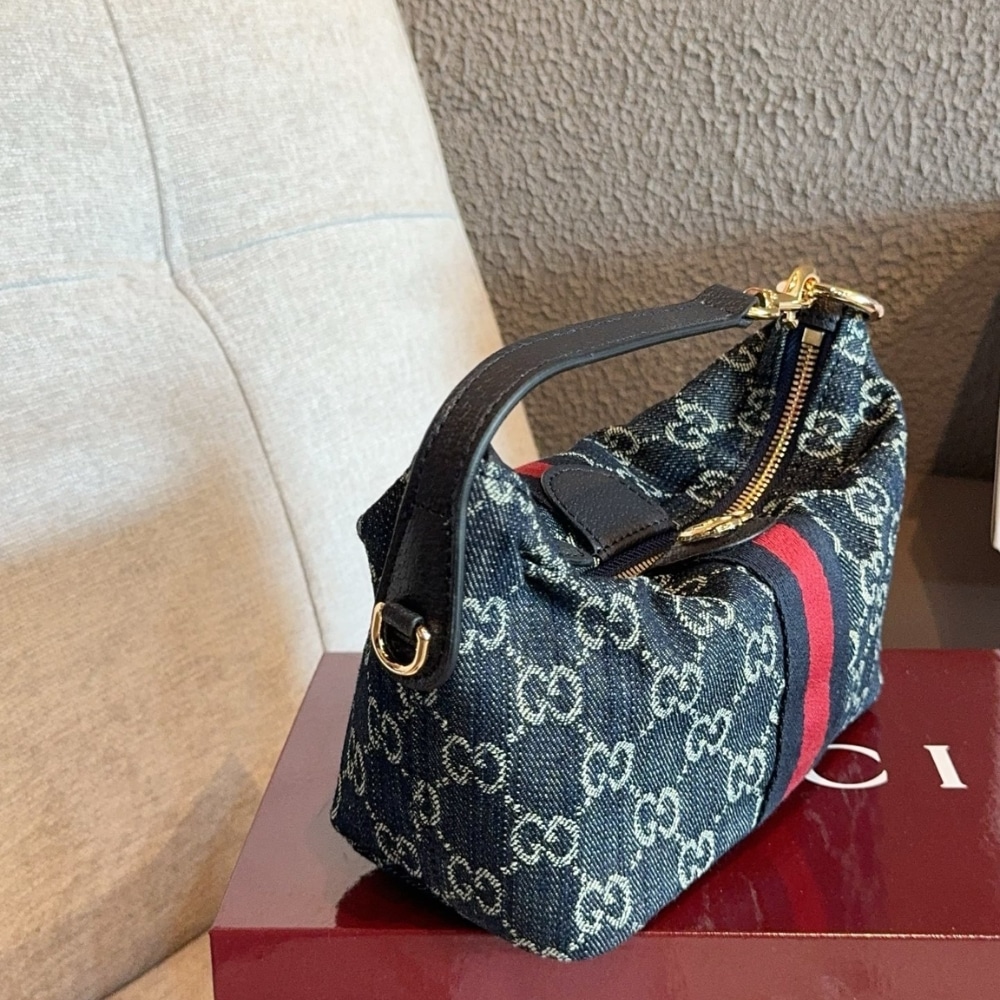 Gucci Vanity Mini Bag Blue And White GG Denim 19cm - 画像 (4)