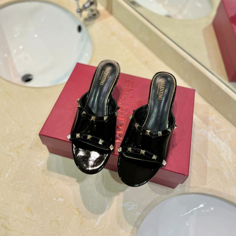 Valentino Garavani Rockstud Skin Heeled Sandals Black - 画像 (2)