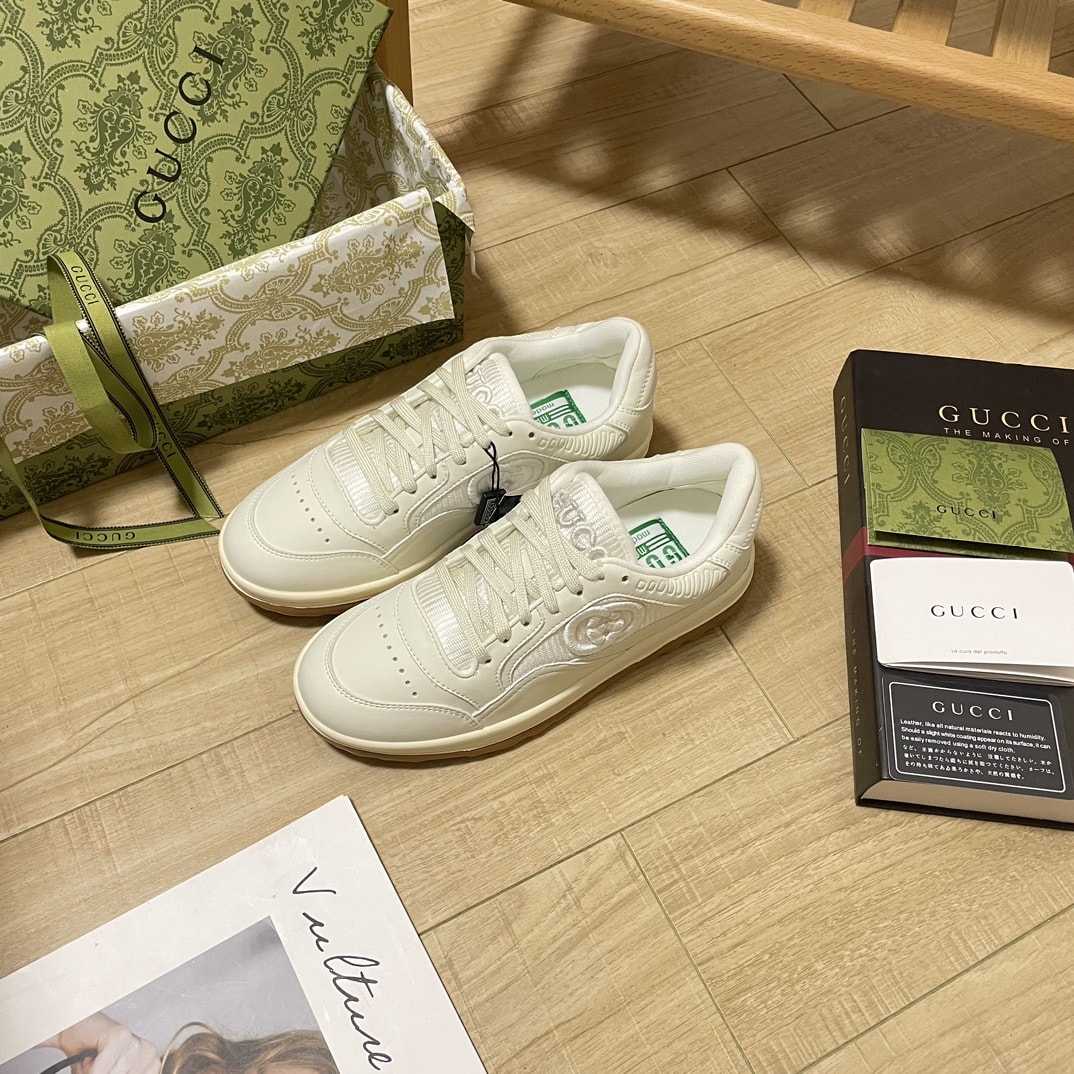 GUCCI グッチ インターロッキングG スニーカー ホワイト - 画像 (4)