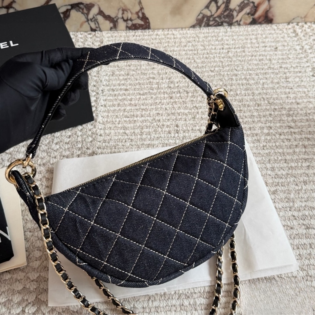 Chanel Clutch With Chain Denim And Gold Tone Metal Dark Blue 22cm AP5094 B23492 U7663 - 画像 (9)