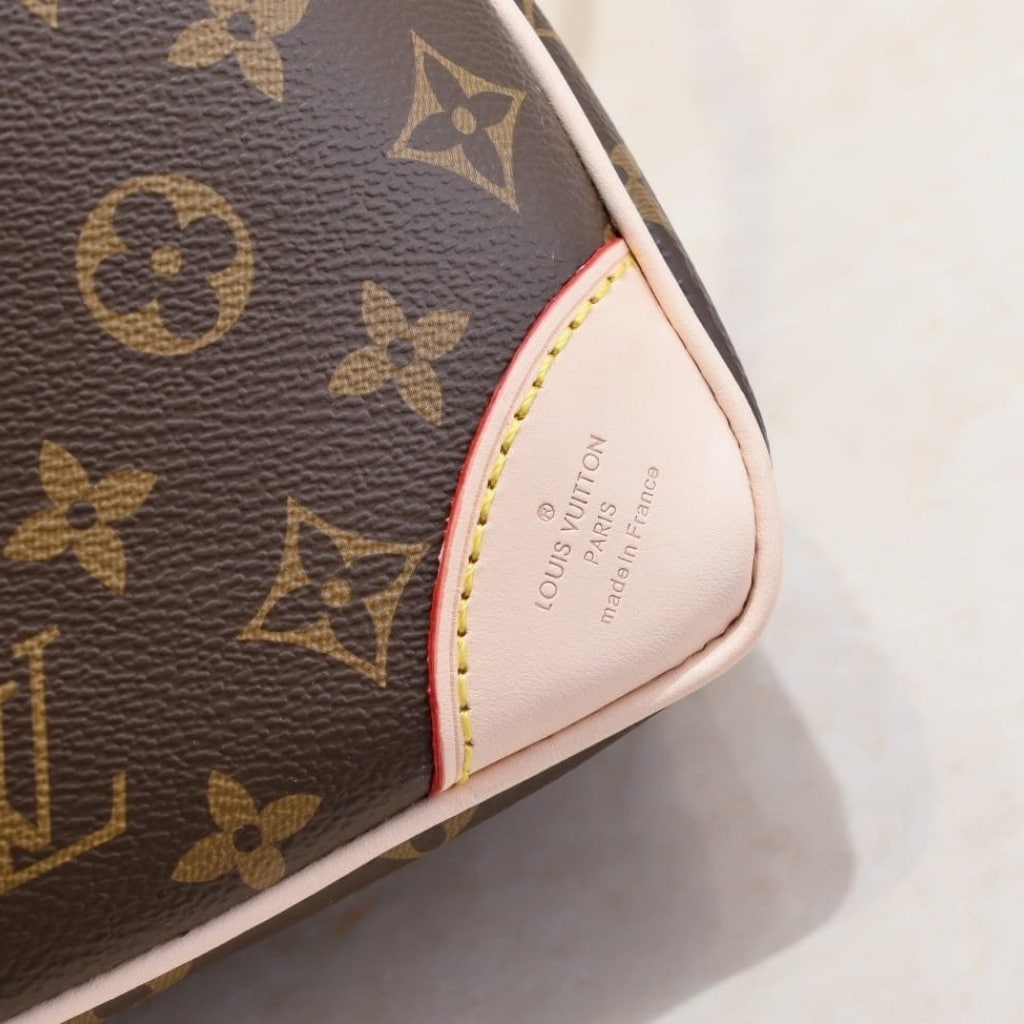 Louis Vuitton オデオン PM モノグラム キャンバス ベージュ 28cm - 画像 (6)