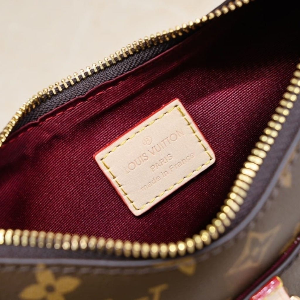Louis Vuitton オデオン PM モノグラム キャンバス ベージュ 28cm - 画像 (9)
