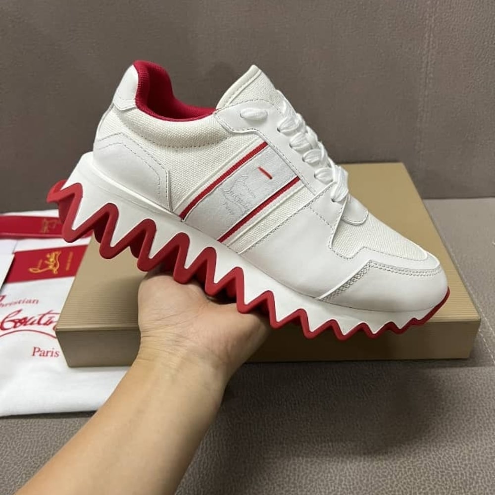 Christian Louboutin クリスチャン ルブタン ナストロシャーク スニーカー ホワイト 型番:3240067WH01 - 画像 (2)