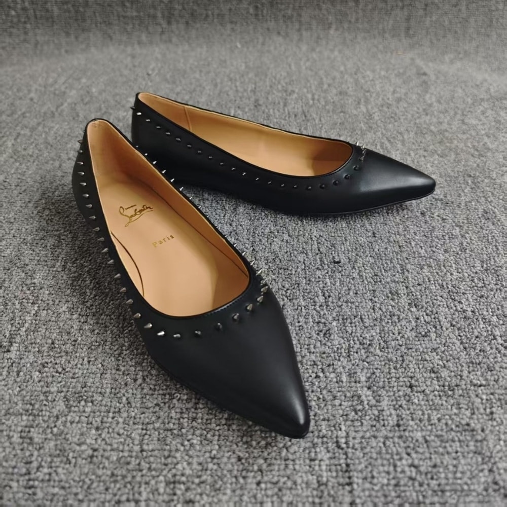 Christian Louboutin クリスチャン ルブタン アンジェリーナ フラットシューズ スタッズ ブラック 型番:3151261B142 - 画像 (2)