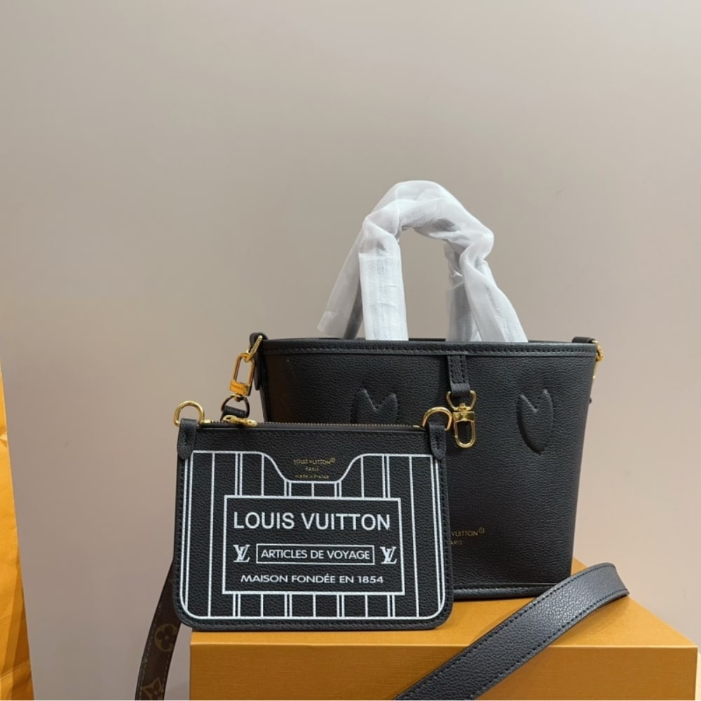 Louis Vuitton Neverfull Bandoulière Inside Out BB Monogram Black 26Cm M12099 - 画像 (2)