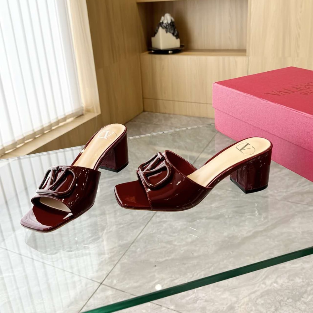 Valentino Vlogo Signature Slide Sandal Burgundy - 画像 (6)
