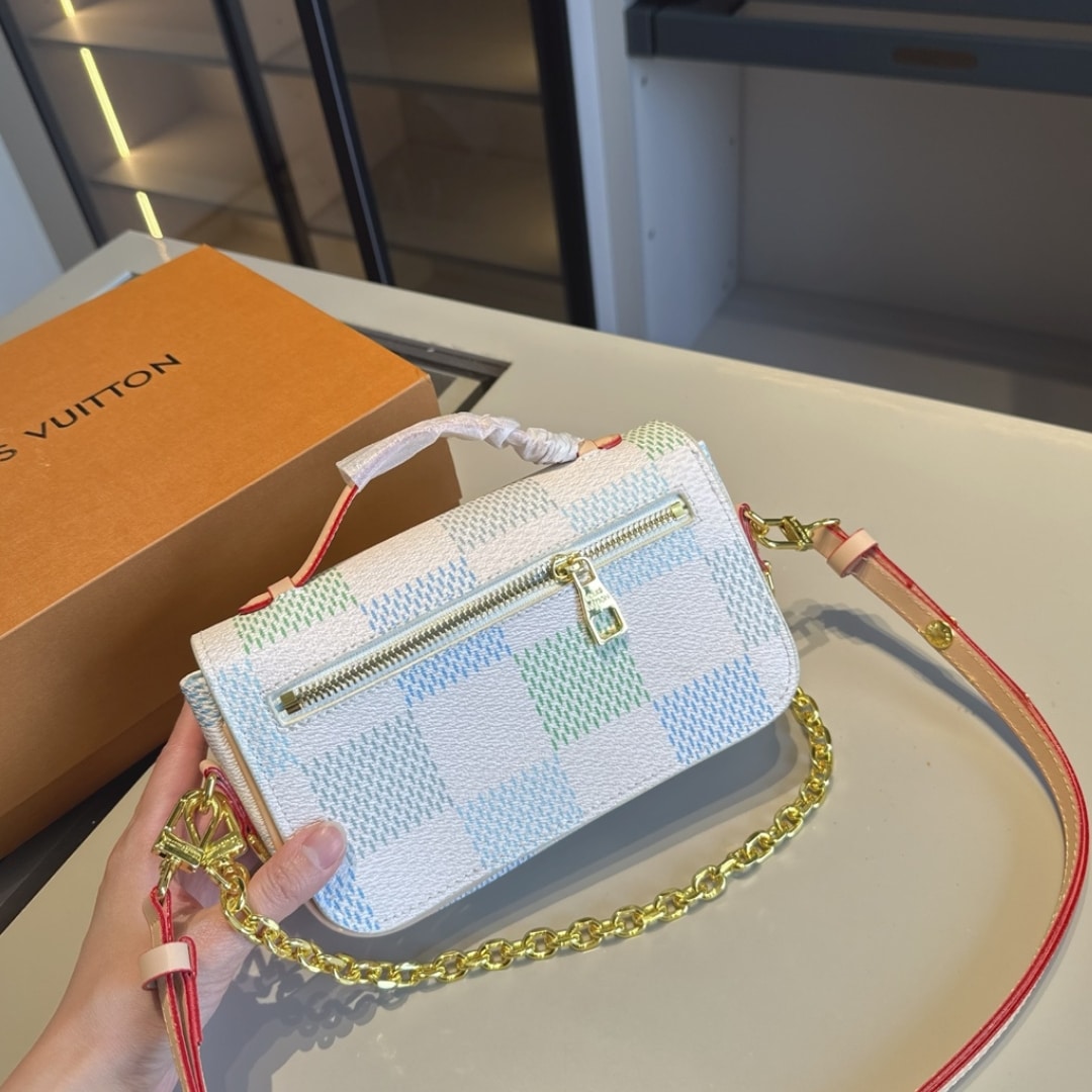 Louis Vuitton Pochette Métis East West Damier Canvas Light Blue 21cm - 画像 (4)