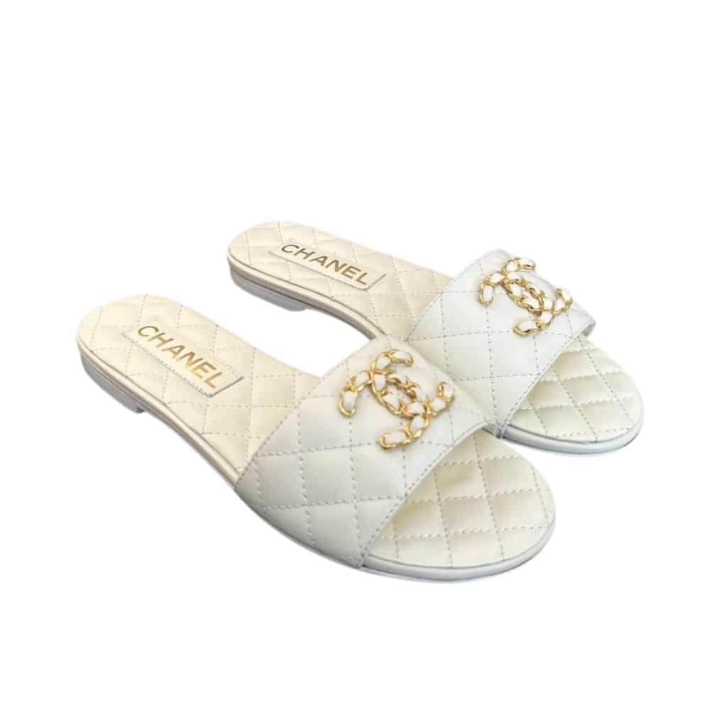 CHANEL シャネル 23P チェーン ココマーク キルティングレザー スライドミュール ホワイト