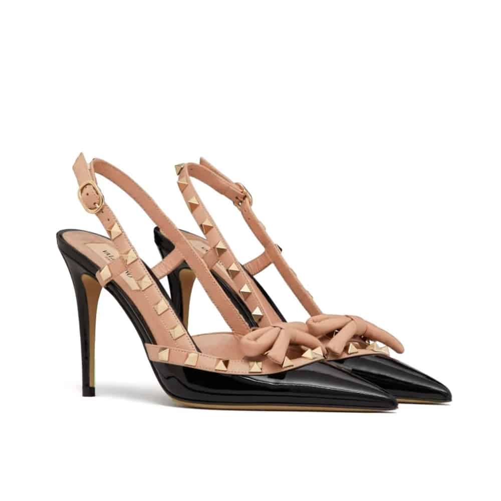 VALENTINO ヴァレンティノ ガラヴァーニ ロックスタッズ ボウ 100 エナメルレザー スリングバック パンプス ブラック×ピンク 型番：WS0LB8TZEN71